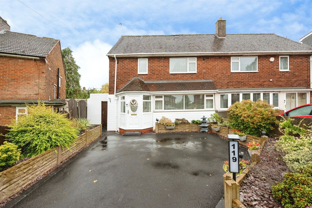 Property photo 2 of 19