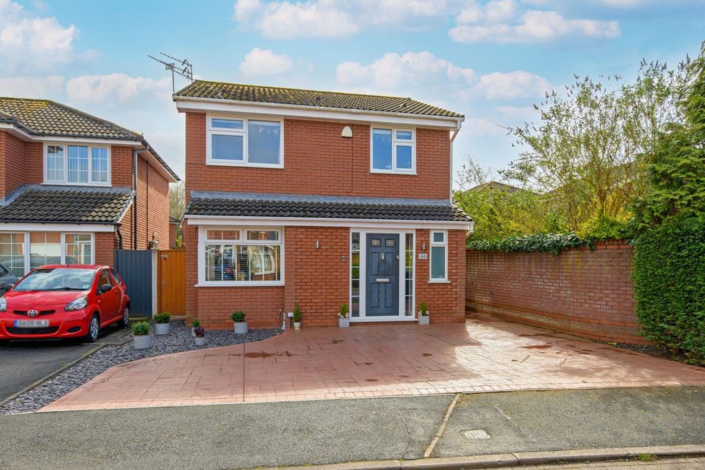 Property photo 1 of 20 Exterior