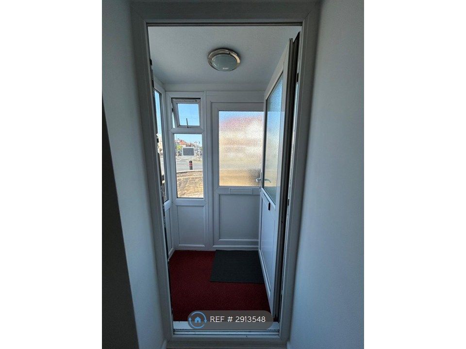 Property photo 3 of 5 Porch