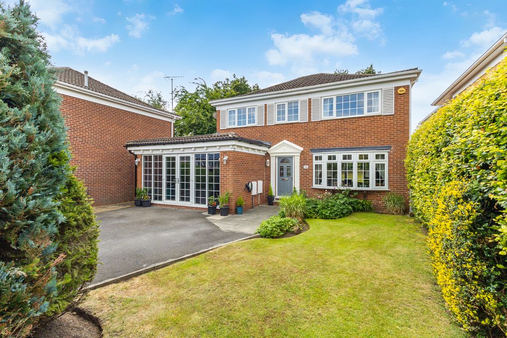 Property photo 1 of 31 4 Bedroom Detached For Sale