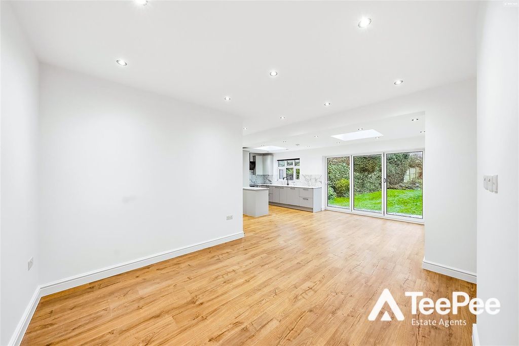 Property photo 3 of 27 Photos--12.Jpg