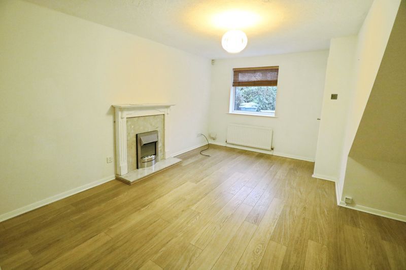 Property photo 2 of 7 Photo 1