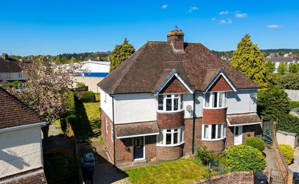 Property photo 1 of 17