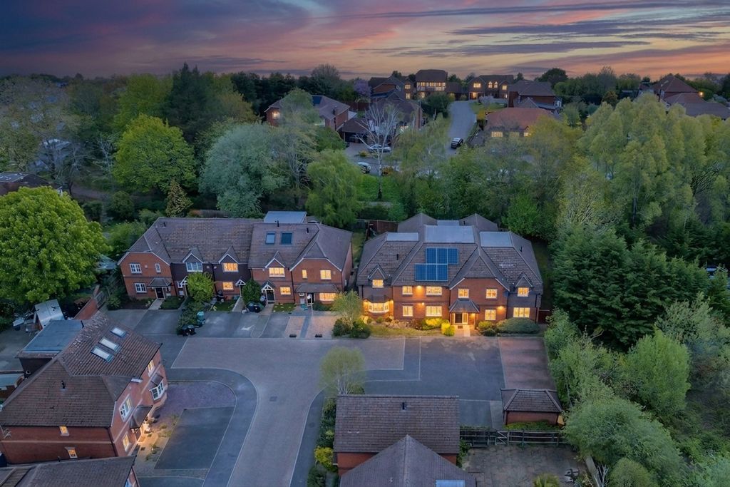 Property photo 3 of 20