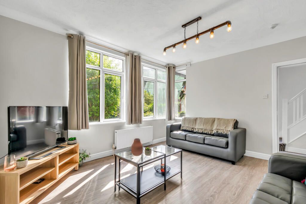 Property photo 1 of 4 2 Bed Flat To Rent Clyde Rd, London Cr0