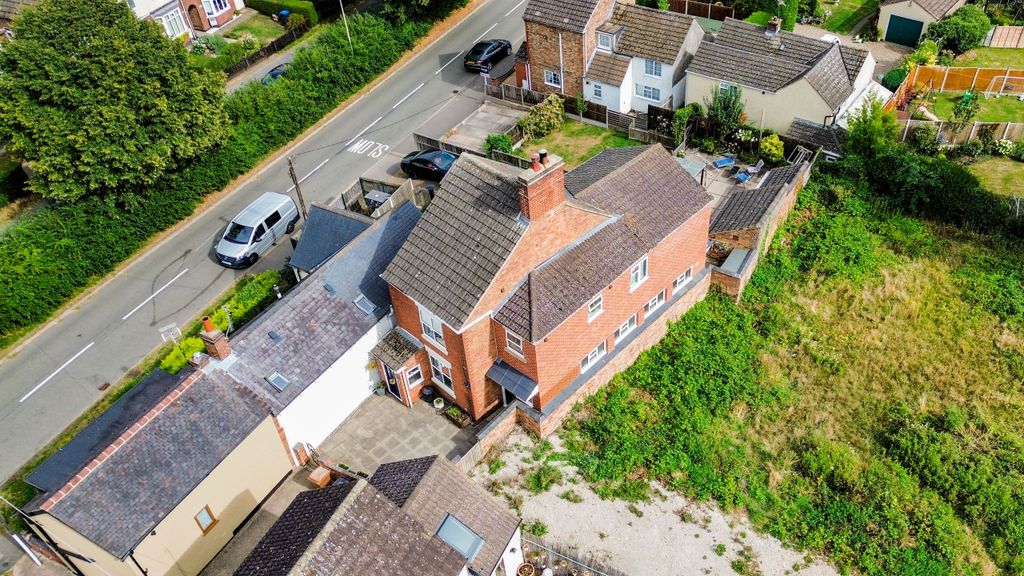 Property photo 2 of 28 Dji_0067