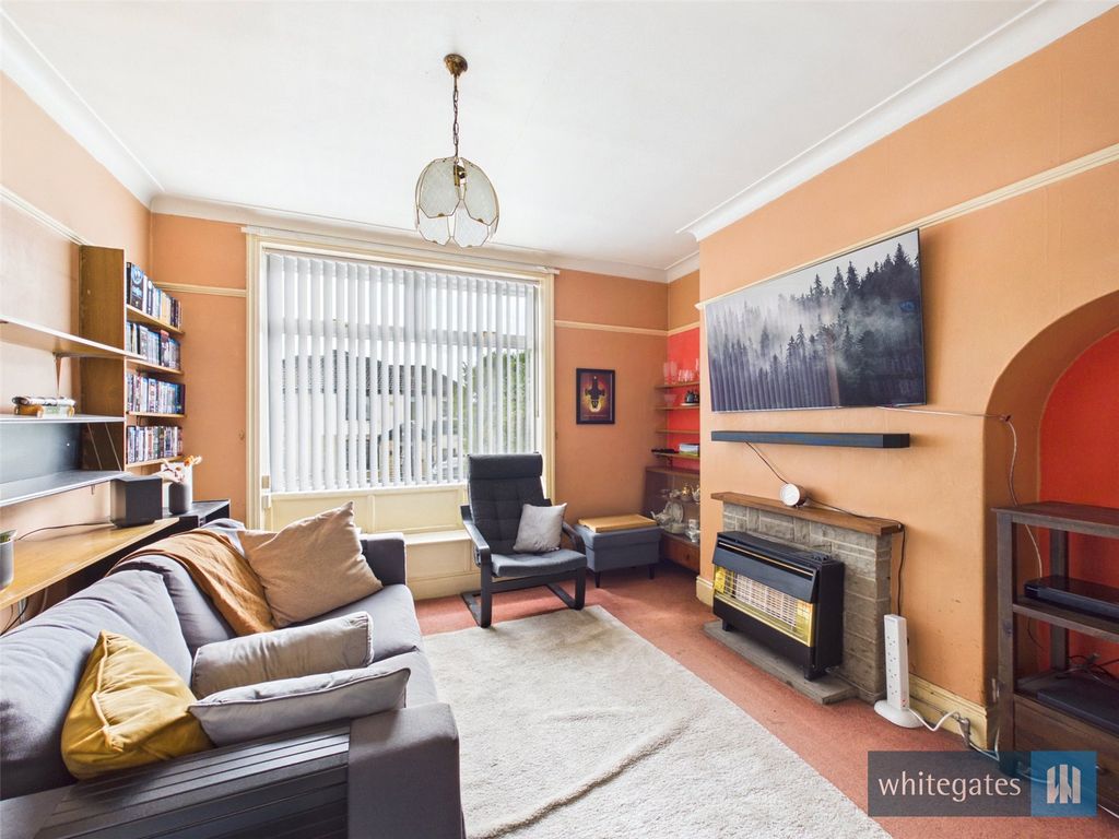 Property photo 2 of 14 Picture No. 02