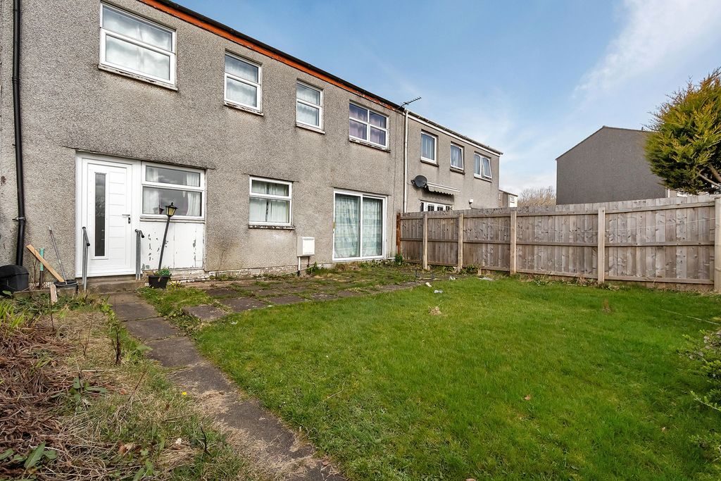 Property photo 2 of 24