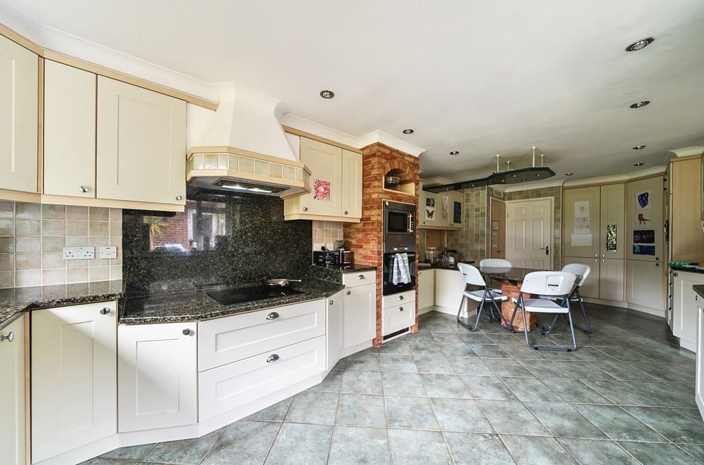 Property photo 3 of 13 1296621 (19).Jpg