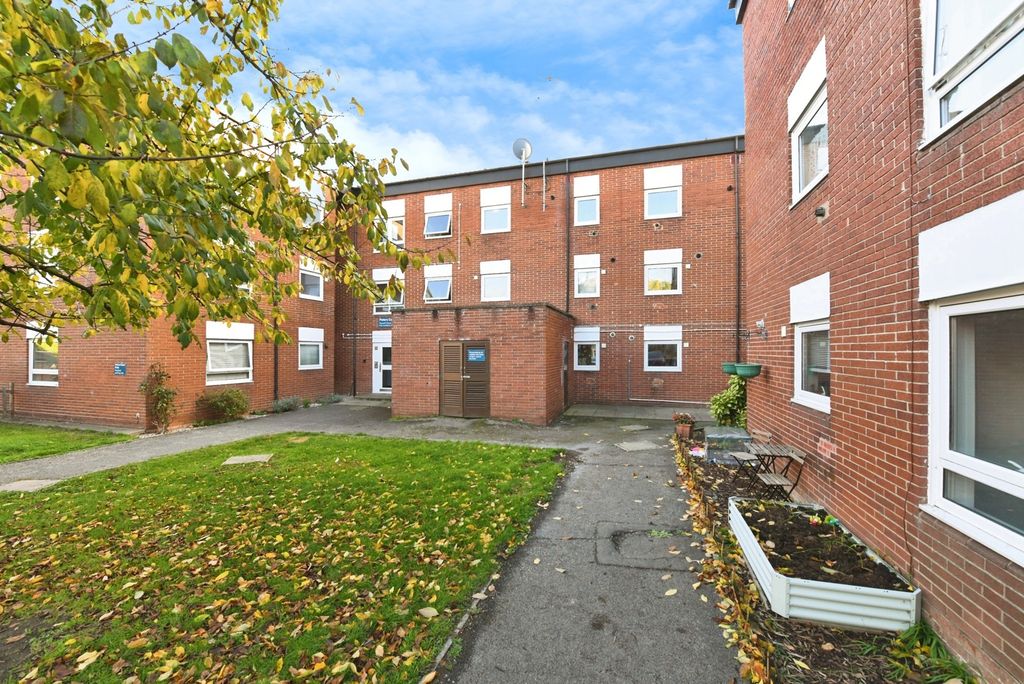 Property photo 1 of 13 Photo