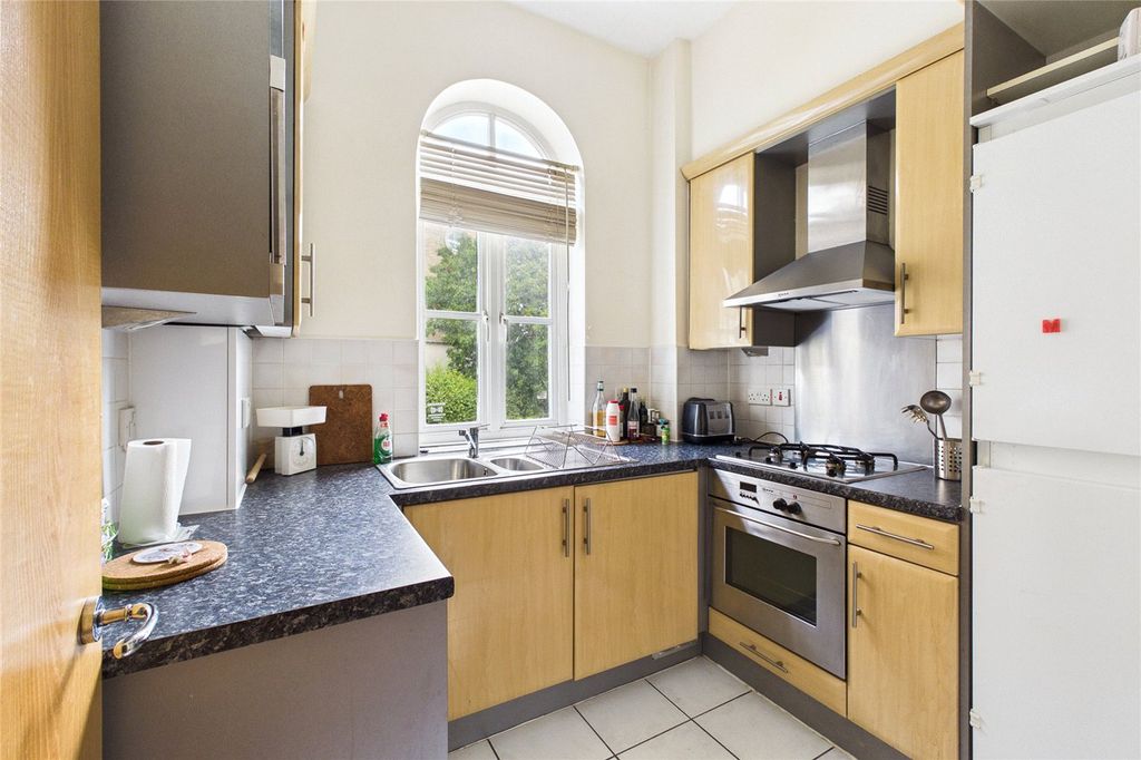 Property photo 3 of 10 Picture No. 09