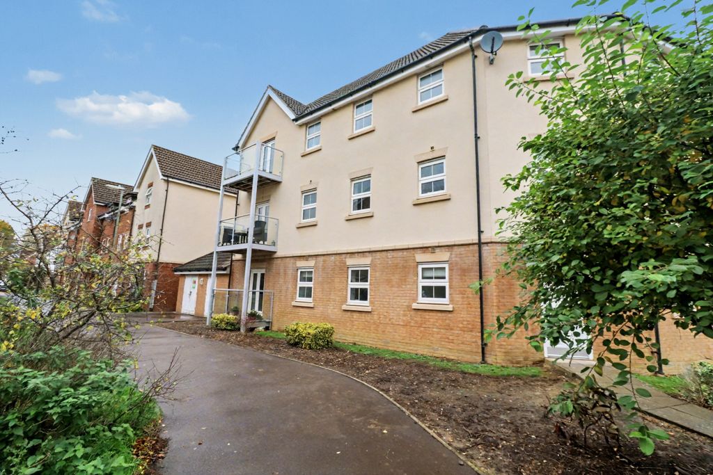 Property photo 1 of 8