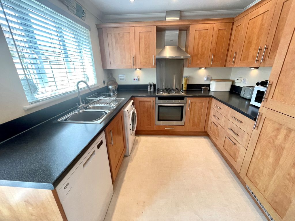 Property photo 3 of 16 27 The Poplars Kitchen 1
