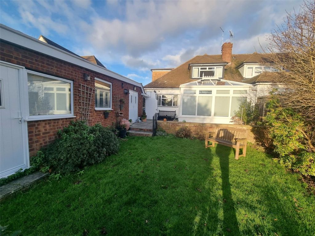 Property photo 2 of 22 Picture No. 09