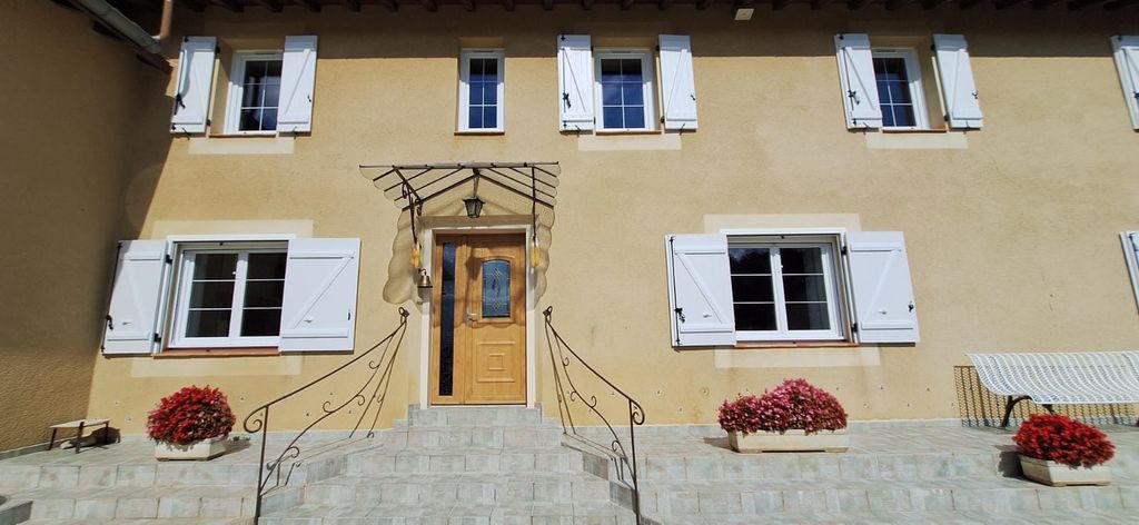 Property photo 3 of 50