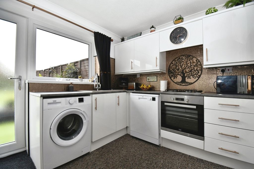 Property photo 3 of 18 Pbox-Img.Jpg