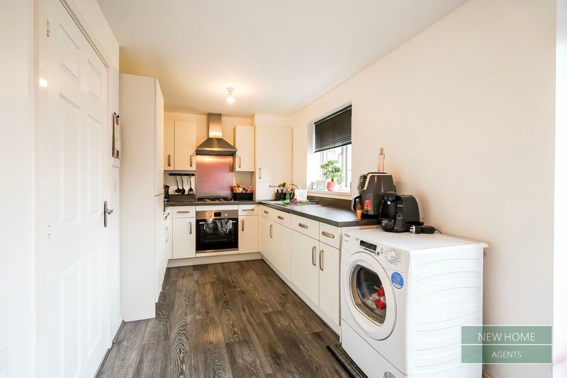 Property photo 2 of 15 Photo 11