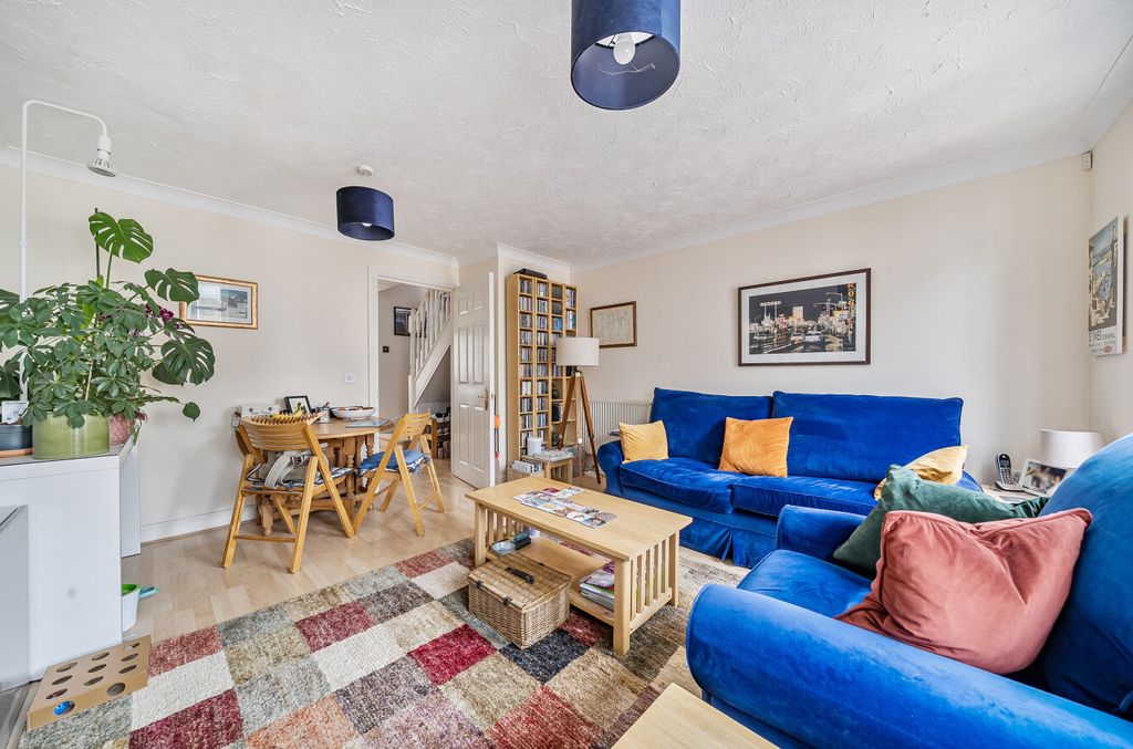 Property photo 2 of 17 1361881-10-68Dead...