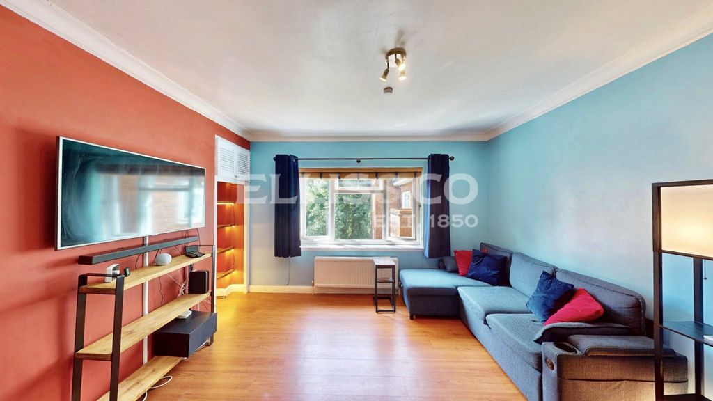 Property photo 1 of 11 Picture No. 21