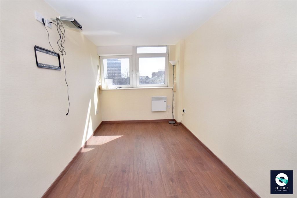 Property photo 2 of 10 Picture No. 02