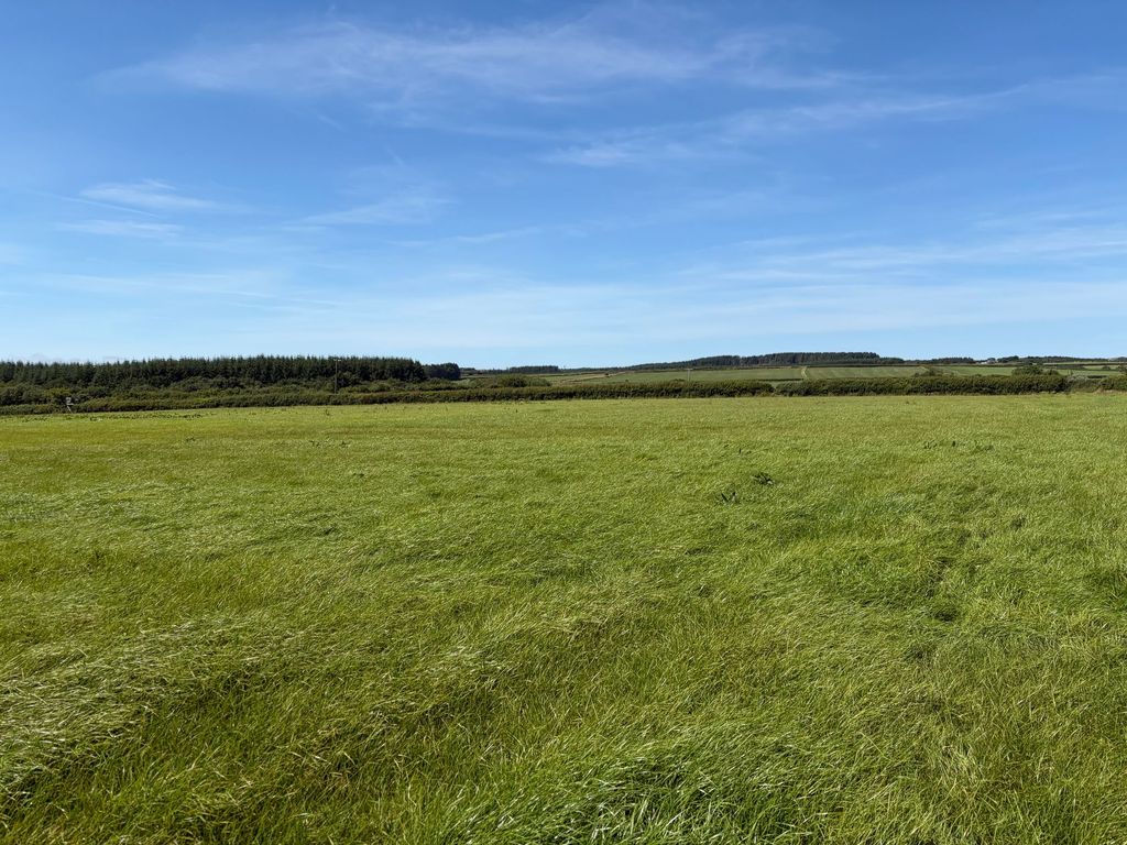 Property photo 1 of 2