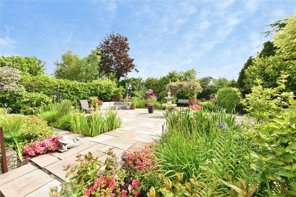 Property photo 1 of 22 Garden