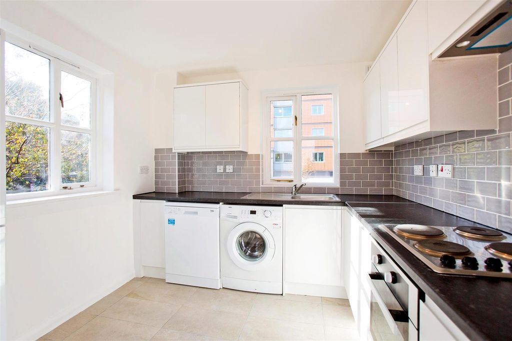 Property photo 1 of 9 P (4).Jpg