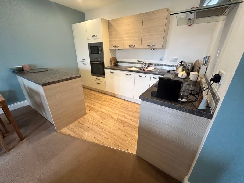 Additional image 9 of 2 bed flat for saleBryn Y Bia Road, Craigside LL30
