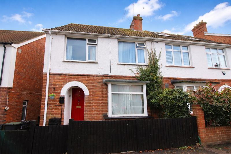 Property photo 1 of 10 Photo 11