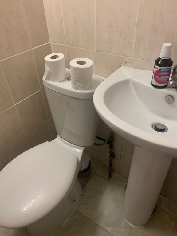 Property photo 1 of 5