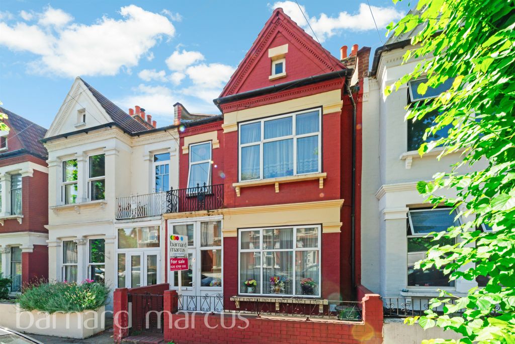 Property photo 1 of 12