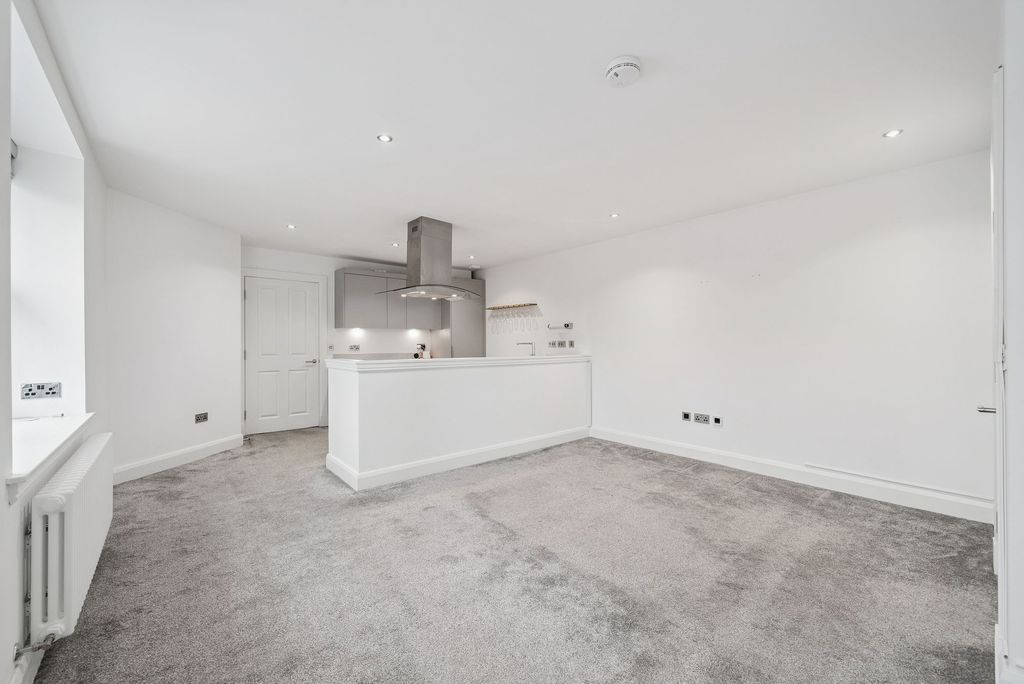 Additional image 6 of 2 bed flat for saleFlat C, Braeholm, 31 Montrose Street East, Helensburgh G84