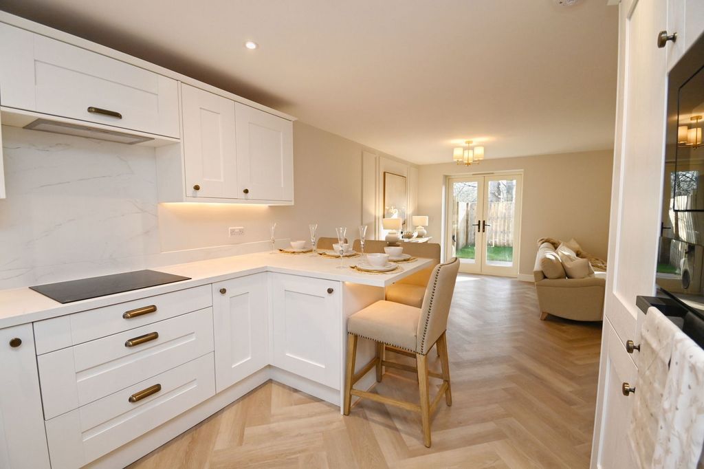 Property photo 3 of 22