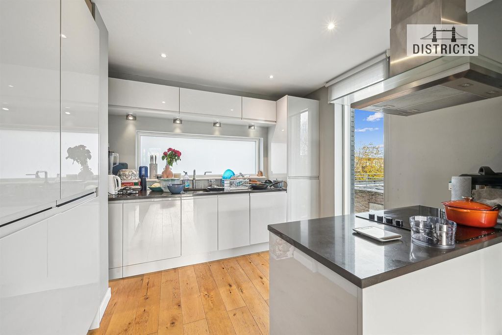 Property photo 3 of 14 Wm (11).Jpg