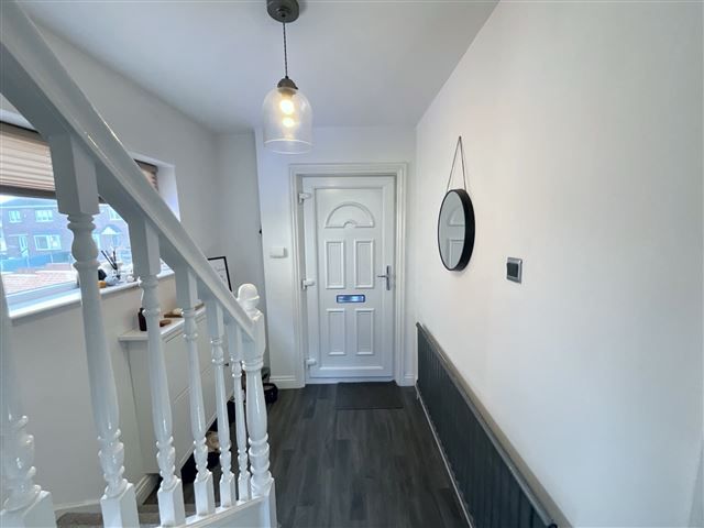 Property photo 2 of 21 Hallway