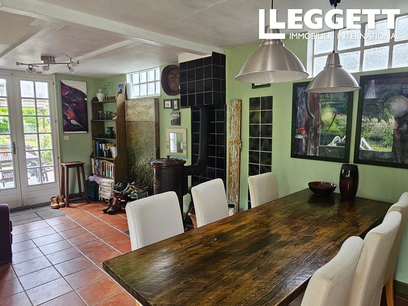 Property photo 3 of 10