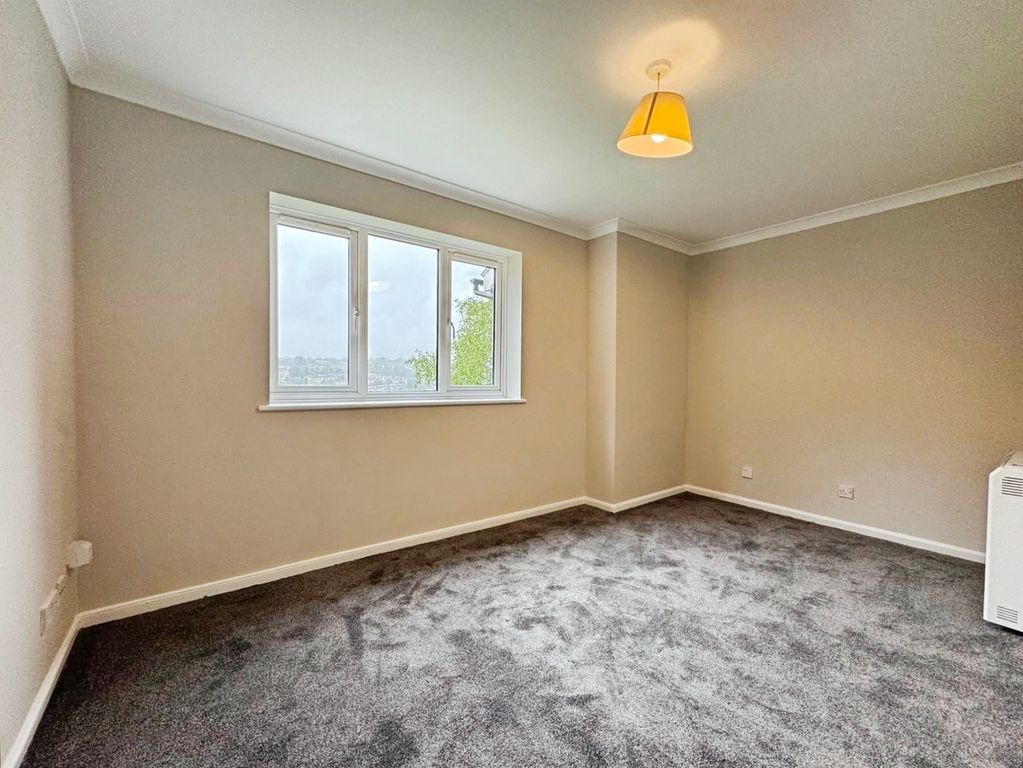 Property photo 2 of 8 Pbox-Img.Jpg
