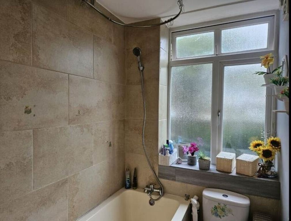 Property photo 2 of 3 86 (2).Jpg