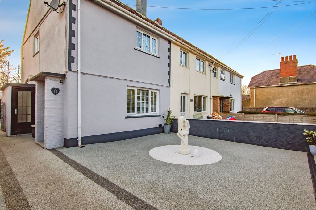 Property photo 1 of 17 Photo