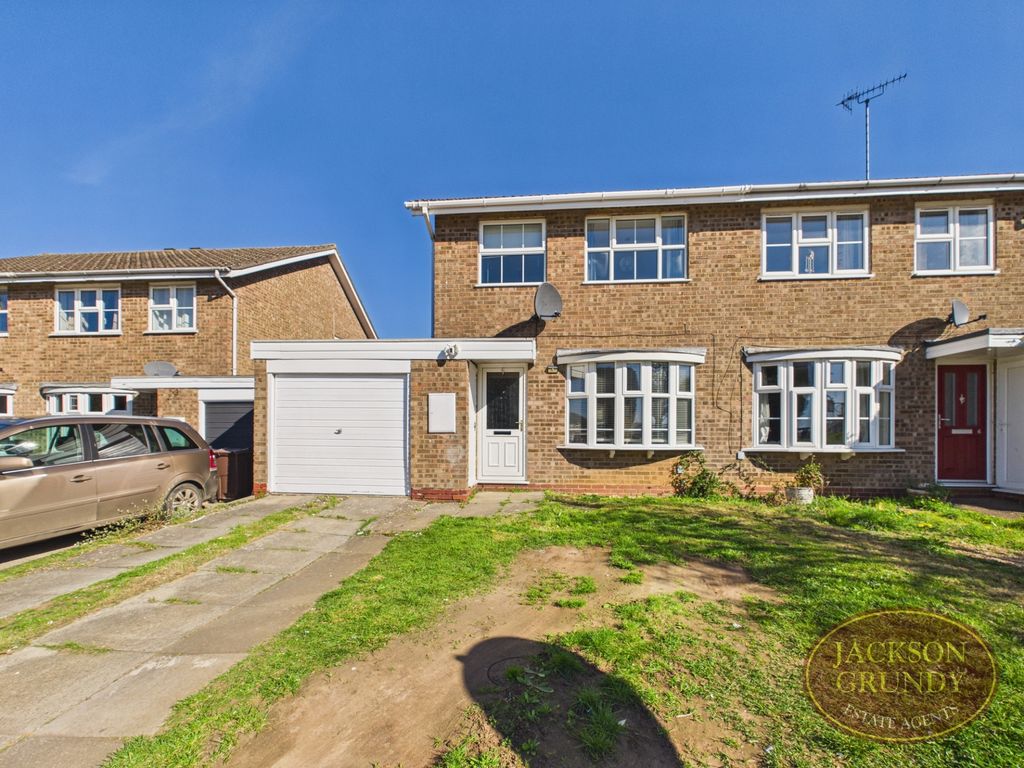 Property photo 1 of 15 Froxhill Crescent