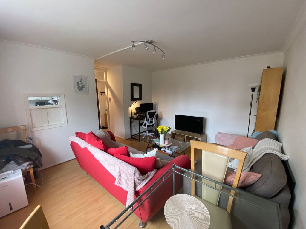 Property photo 3 of 6 Img_0945