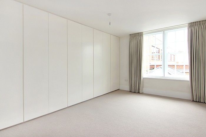Property photo 1 of 2 Bedroom Cygnet Ho...