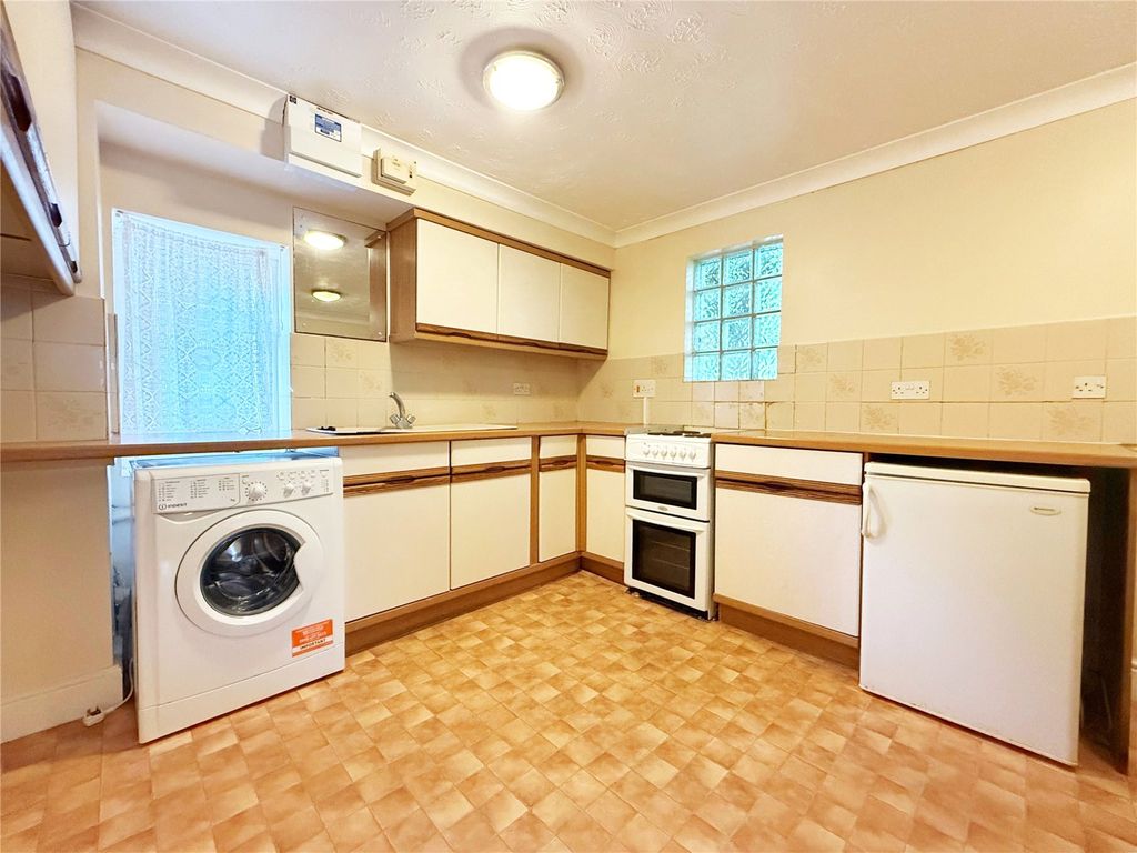 Property photo 3 of 7 Picture No. 08