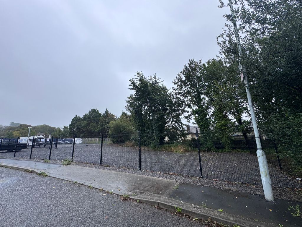 Property photo 1 of 5