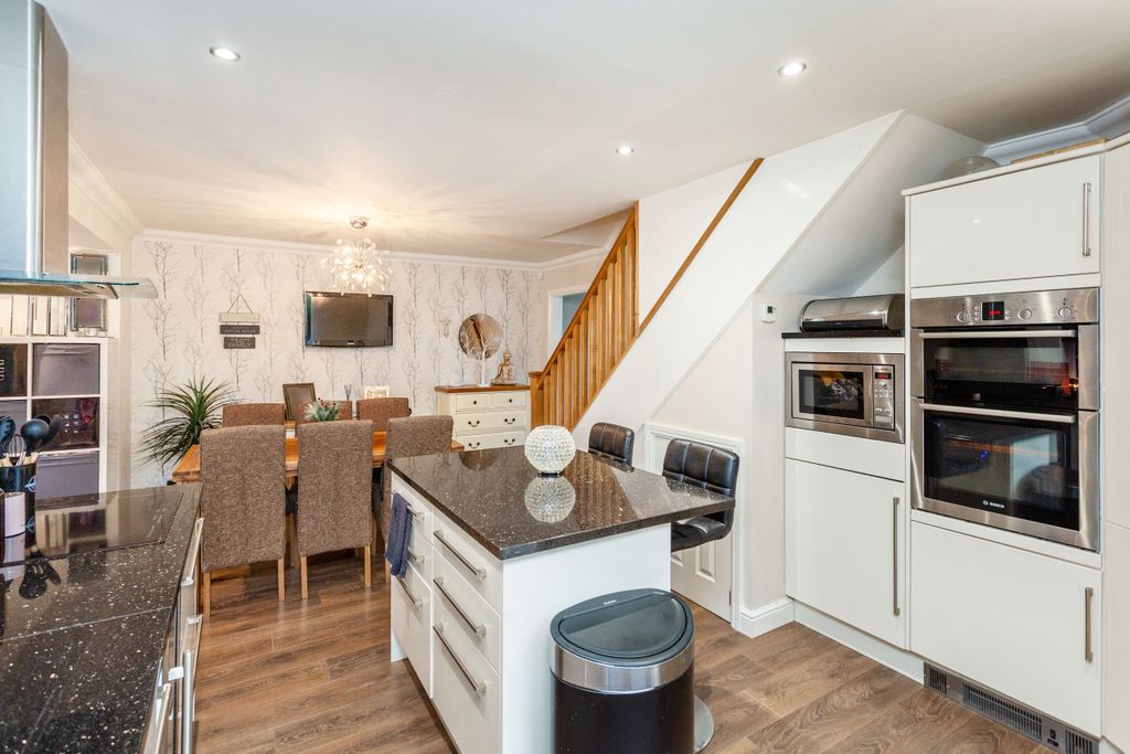 Property photo 3 of 24 Kitchen/Diner B