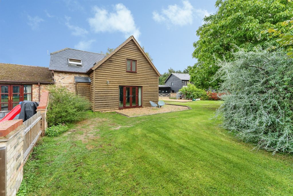 Property photo 1 of 22
