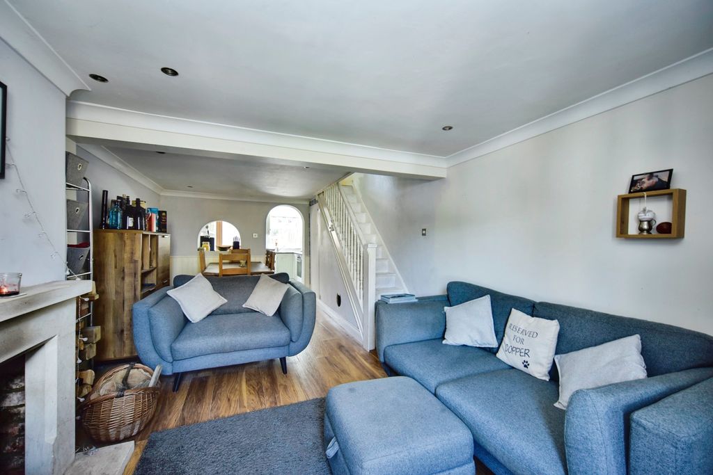 Property photo 2 of 15
