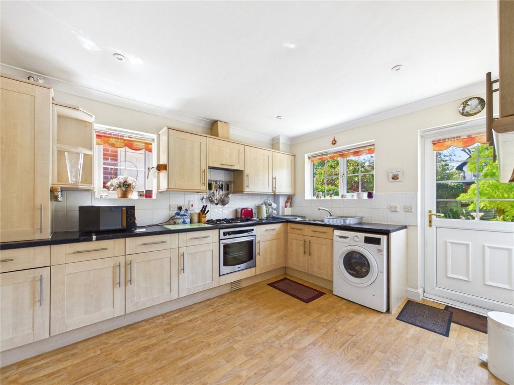 Property photo 2 of 12 Picture No. 02