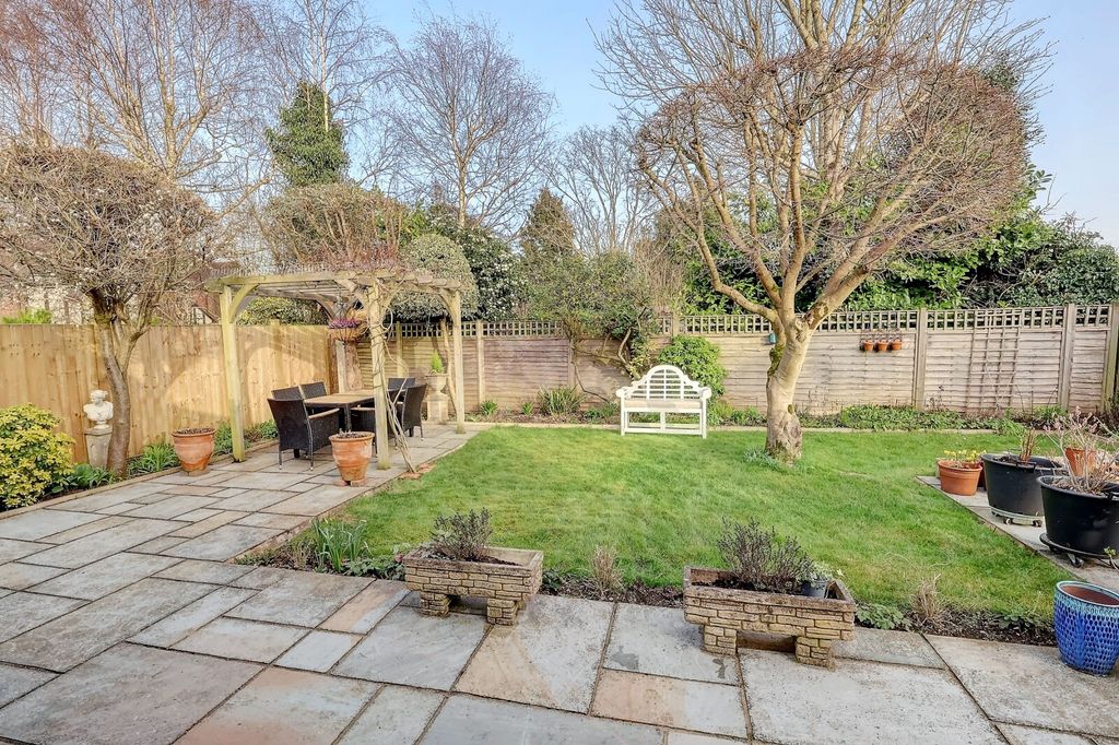 Property photo 3 of 15 Picture No. 13