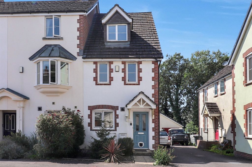 Property photo 1 of 10 Picture No. 22